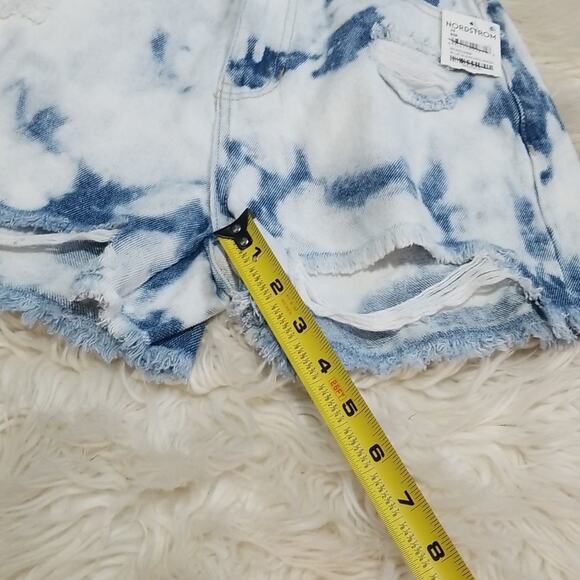 NWT BP. Destroyed High Rise Blue Bleach Dyed Jean Shorts Size 24" - Picture 11 of 11
